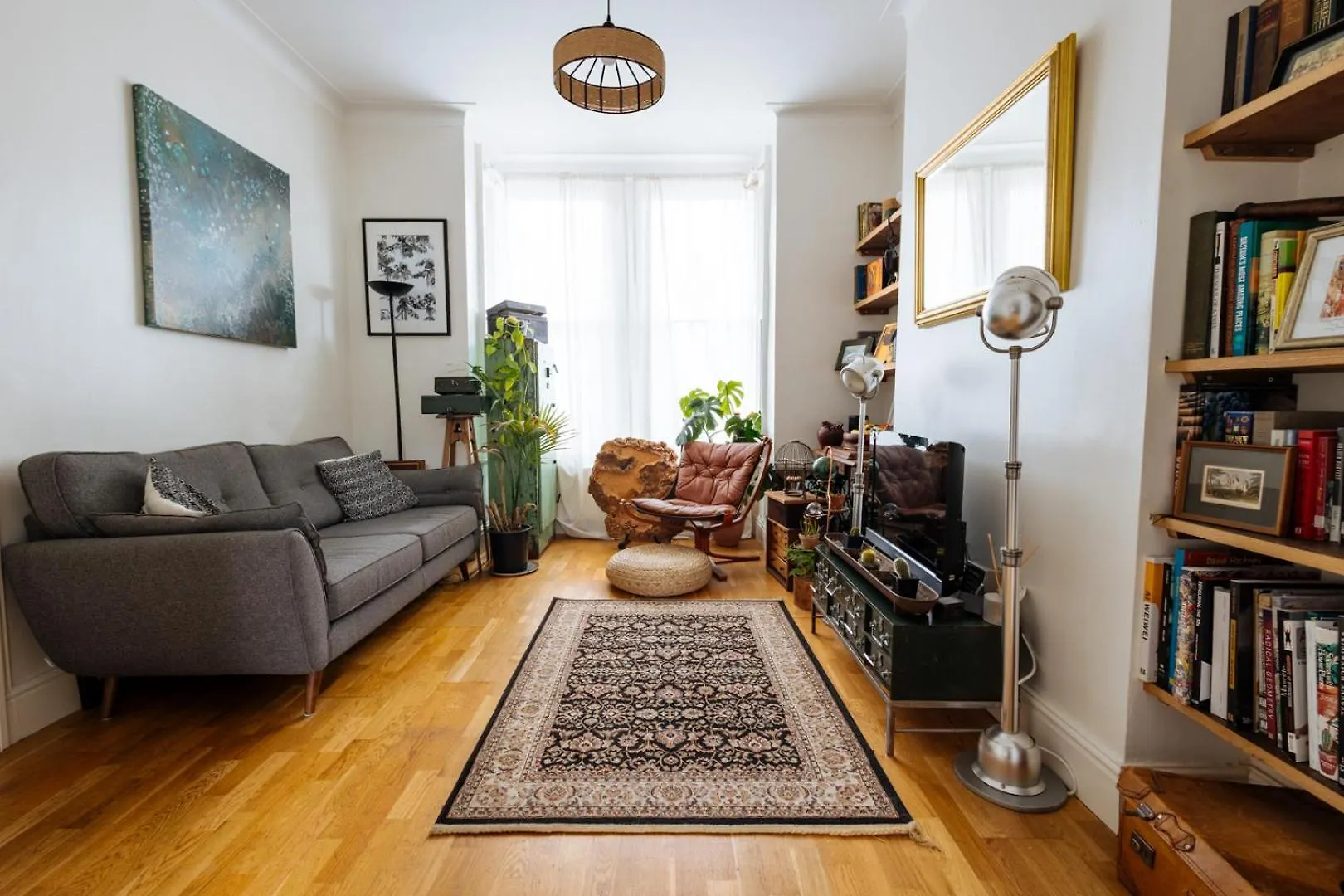 Unique Private Apartment W/ Easy Access To Central Londres